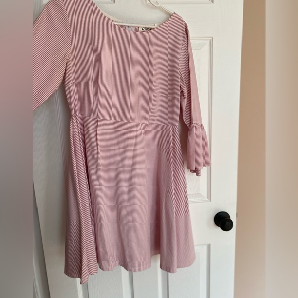 Like new pink and white striped belle sleeved midi country dress - Picture 3 of 8